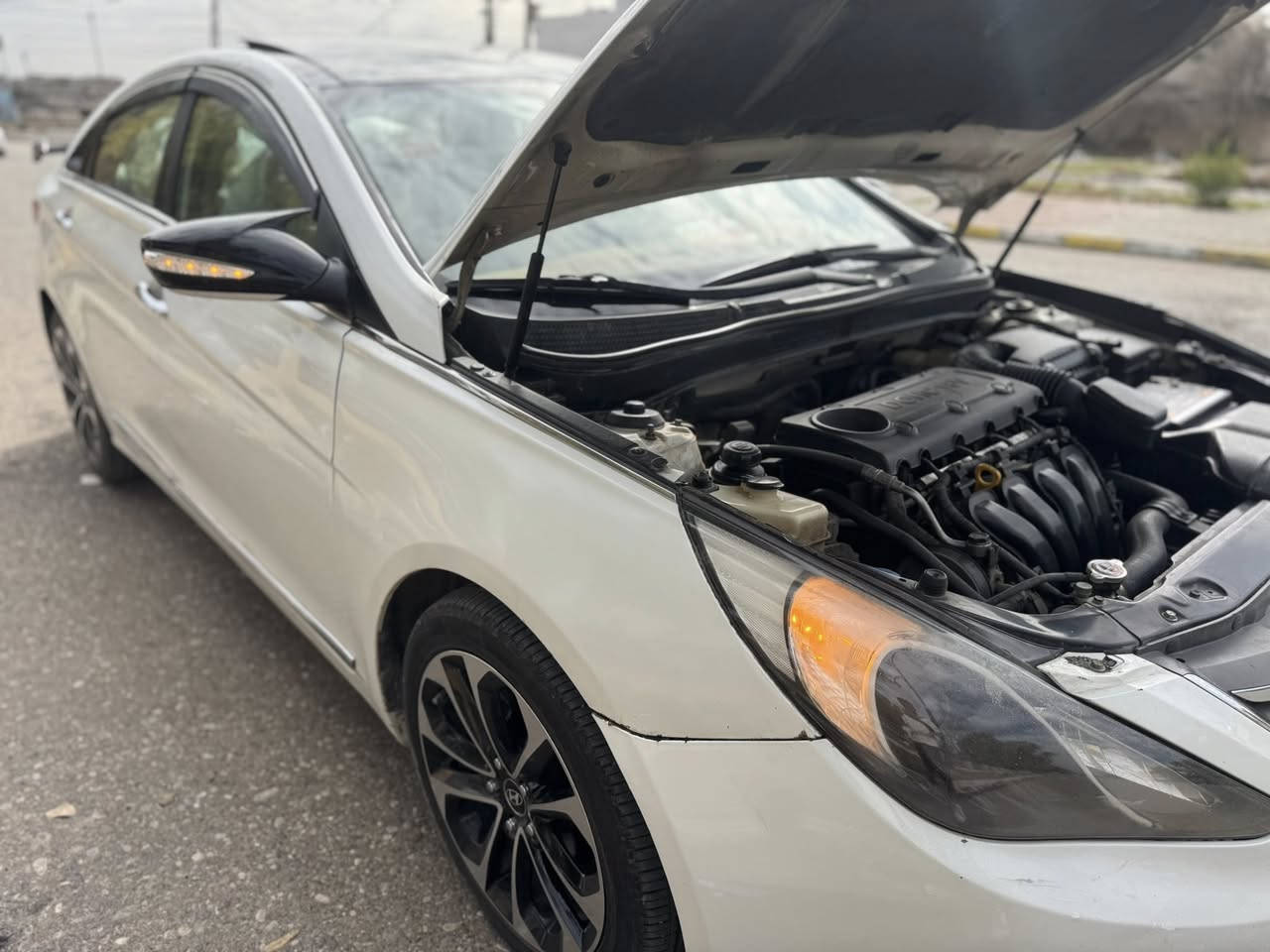 هونداي سوناتا 2011
فول الفول ( مكينة 2400) خليجي كير محرك ما مفتوح بشرط
رقم اربيل دولي جديد 
دفتر بانزين بي 
المواصفات :
2- نظام ترحيب
3- بصمه +بصمة ابواب+بصمة الصندوق
4- بنوراما ثلاث طكات
5- شاشه ابيباد
6- مري شفط
7- حاكيه
8- تبريد بيانو
9- فول تحكم ستيرن جهتين
10- مثبت سرعه
11- حساس خلفي
12- كشنات كهربائية الاماميه 2
13-خزن ميموري وضعيتين للكشنات
14-تبريد وتدفئه الكشنات الاماميه والخلفيه
15- لد امامي
16- حساس اطارات+ بلوتوث Usp3 مخارج
Eco+Normal 18 - وضعيات قياده
19-نظام مانع انزلاقAbs+اضاءة دشبول درجات
20-سستم صوت دمام امامي وخلفي.

سياره بي صبغ 5 بدون دواخل

مكاني كركوك

السعر $104

رقم هاتف
 ( *********** )
