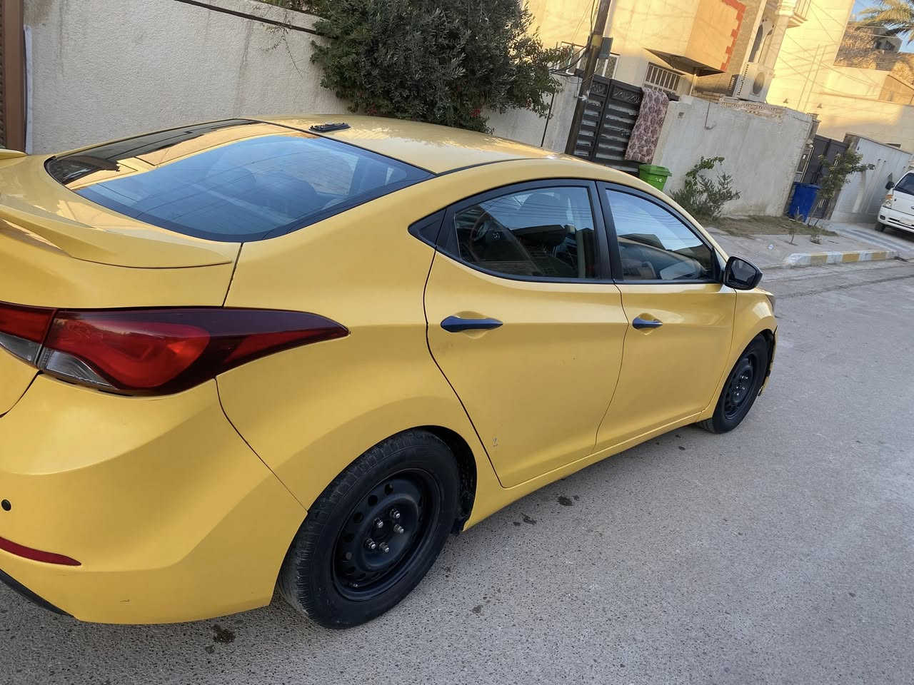 سلام عليكم النترا  2016  وارد امريكي مكينه وكير خير من الله رقم بغداد باسمي حادثها بلجندطه بامريكا  
السعر 110 $
***********
