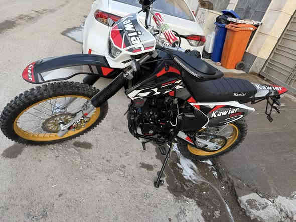 قفاز كاويار 2025 مكفول كفاله عامه السعر 1500بيهة مجال بسيط ***********
