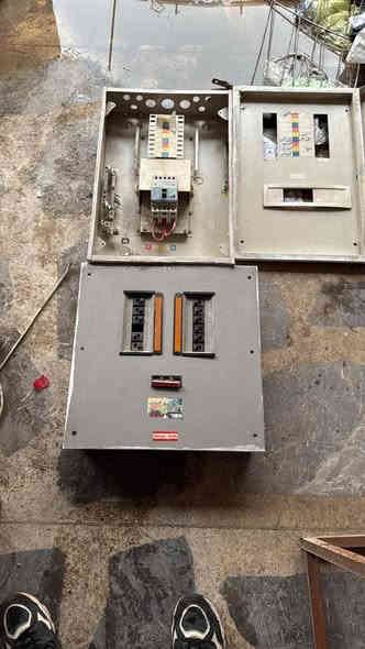 السلام عليكم للبيع كلهن 150 الف مكاني بغداد الزعفرانية ***********
