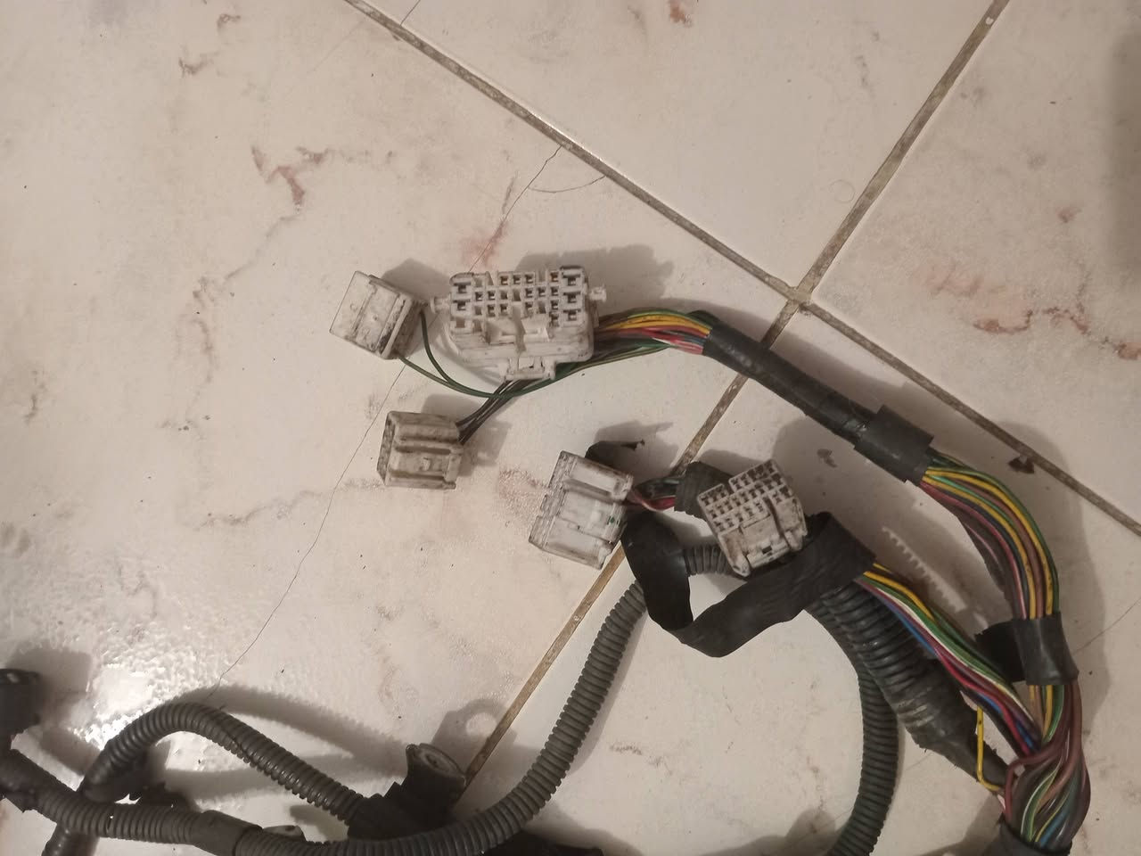 السلام عليكم ضفيره مكينه جمره بيكب مال حاويه للبيع 
سعرها ٢٠٠ الف وبيها مجال للاستفسار ***********
