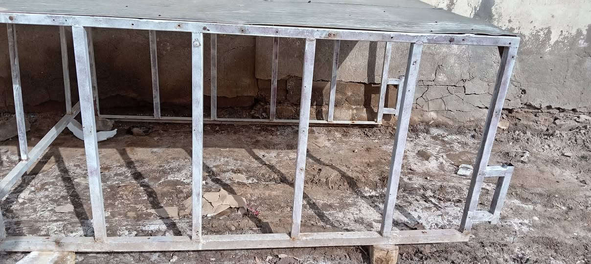 امحجر ستوته للبيع السعر 65 الف 
الرقم ***********
مكاني نجف الحريه
