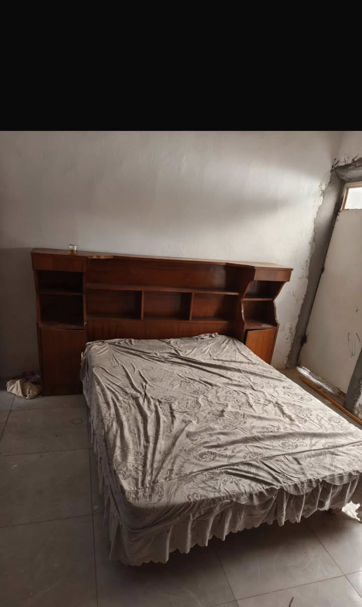 سلام عليكم غرفه صاج ثلاث بوب سعره ٢٥٠ فقط للاستفسار والتواصل ***********وانساب
