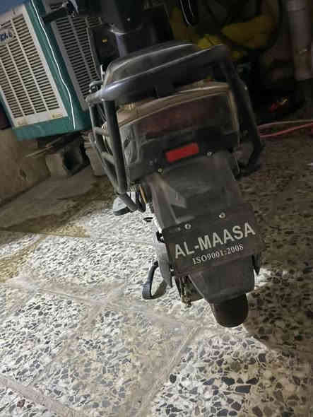 دراجه شحن للبيع آخر موديل 2024نقوصاته فقط بطاريات دراجه جديده لك رمبا سعر 400 مجال حك جيه *********** اتصال .واتساب متوفر 
المو شواي لا يدخل مستعجل ع بيعته
