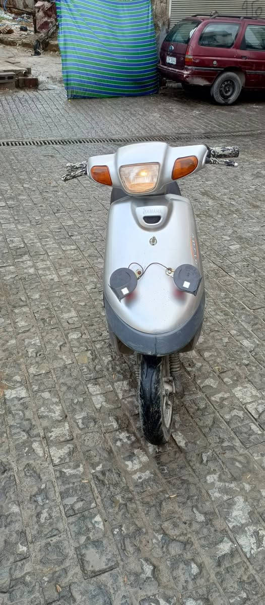 دراجه للبيع سعر 500 50 بها مجال مكالمه موصل ***********
