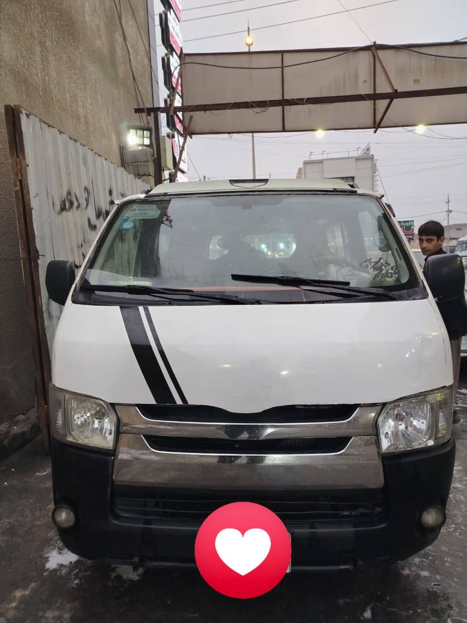 هايس تويوتا موديل 2007 محدث 2014 رقم بغداد مجدده 27 تحويل ثاني يوم مكينه وكير بلاد حداديه 70/100 بدي شوف عينك سياره بيه صبغ حزام بدي غير مكفول ابيع الك تحويل تصفير بدي شوف عينك سعرها 88 البيع او مراوس 
رقم هاتف *********** مكاني بصره 
رجاء رجاء لا يحد يكسر بحلال عالم فلوسك عندك سيارتي عندي كلشي موجود بلسوك 
اذا كو جنبي عالي ناصي هم اروس رجاء لا يحد يعني الين سعار معروفه واسفه على طالع اي استفسار نتصال على رقم هاتف متوفر على نت وعلى خط تحياتي للجميع لأخوه
