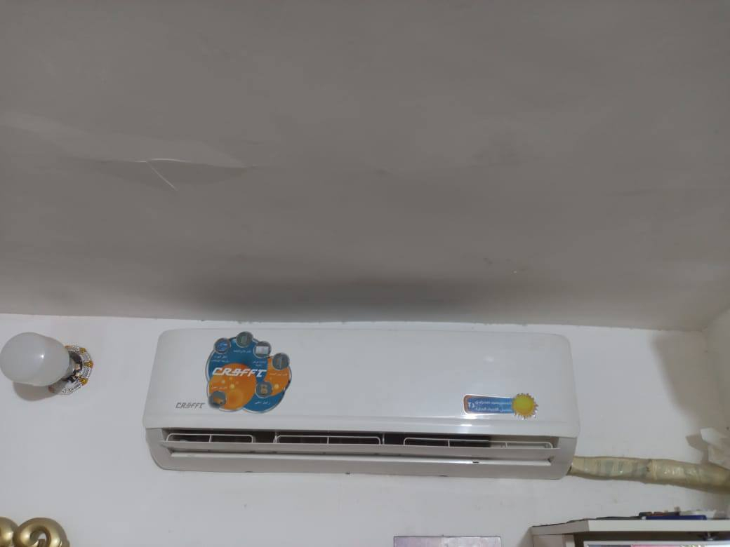 سلام عليكم يوجد لدينا سبلت و ثلاجه للبيع نضيفات كلش شرط الشغل المكان كربلاء للتواصل ***********
