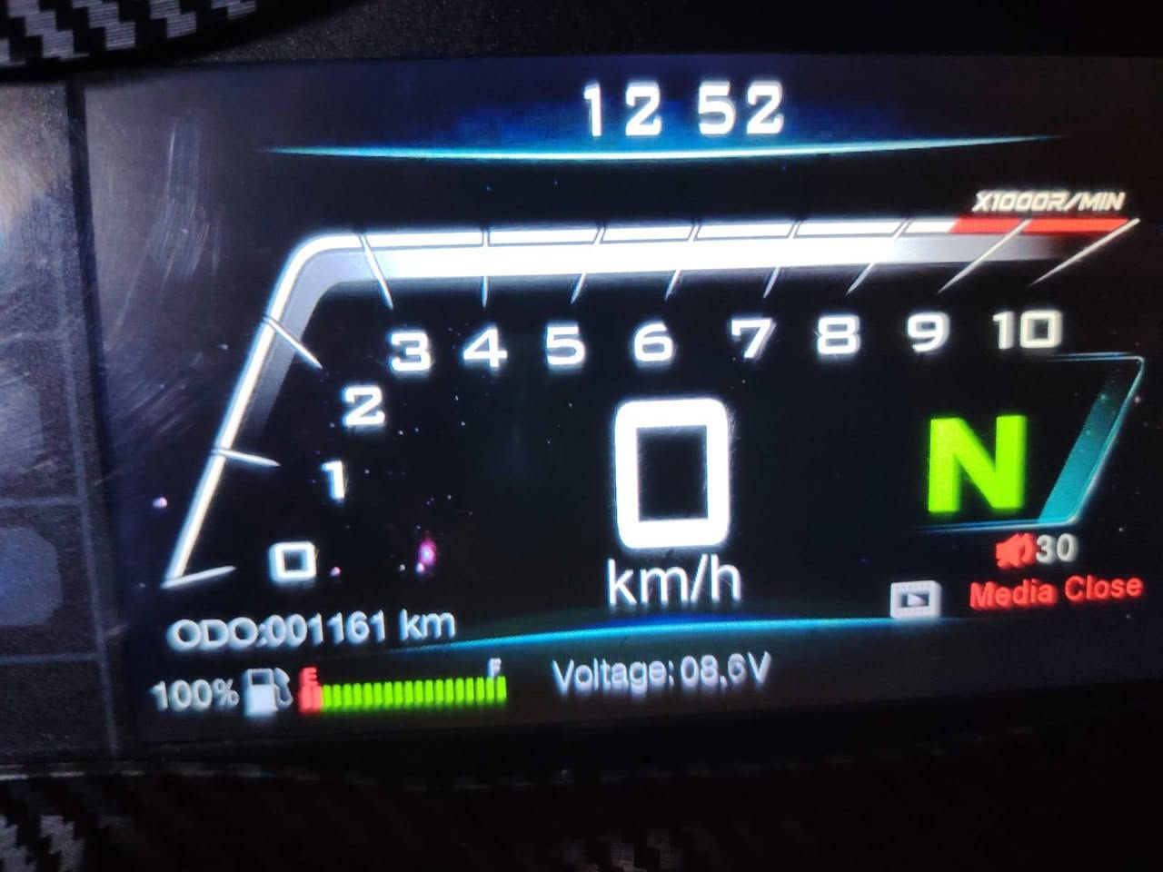 سلام عليكم
سونك موديل 2025 
دراجه لوك.جديده صاله شهر نازلة من رمبه 
ماشيه 1000دراجه زيرو بمعنه.كلمه كفاله عامه من شخط وزلغ سعر 850 و بيه مجال حك جيه بس العنوان بغداد زعفرانيه 
*********** مت اجد فقط عل رقم واتساب و اتصال
