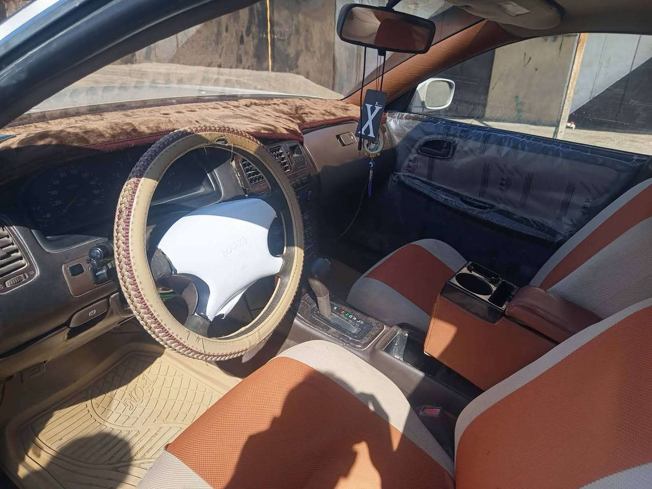 سلام عليكم مارك موديل 93 رقم ميسان شرط تحويل مكفوله من الكص والنقل مكينه 2500 ديلكو العنوان البصره القرنه *********** السعر 62 وبيها مجال قليل
