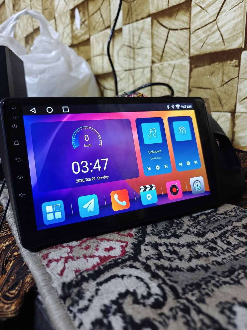 شاشە ئایپادێکی 9انج  لۆک ئەوروپی زاکیرەی 64گێگا  تازەترین ڤێرشنی ئەندرۆید 15ی لەسەرە  زۆر خێرایە و سەوتێکی خۆشی هەیە  جی پی ئێس و   یوتوب و گۆگڵ و پلەی ستۆری و هەر بەرنامەیەک بتەوێ ئەتوانی بۆی دابەزێنی  +ئیتارێکی پێوەیە  ئیتارەکەشی لەگەڵە    نرخی 65 هەزار 
*********** السليمانية, العراق
