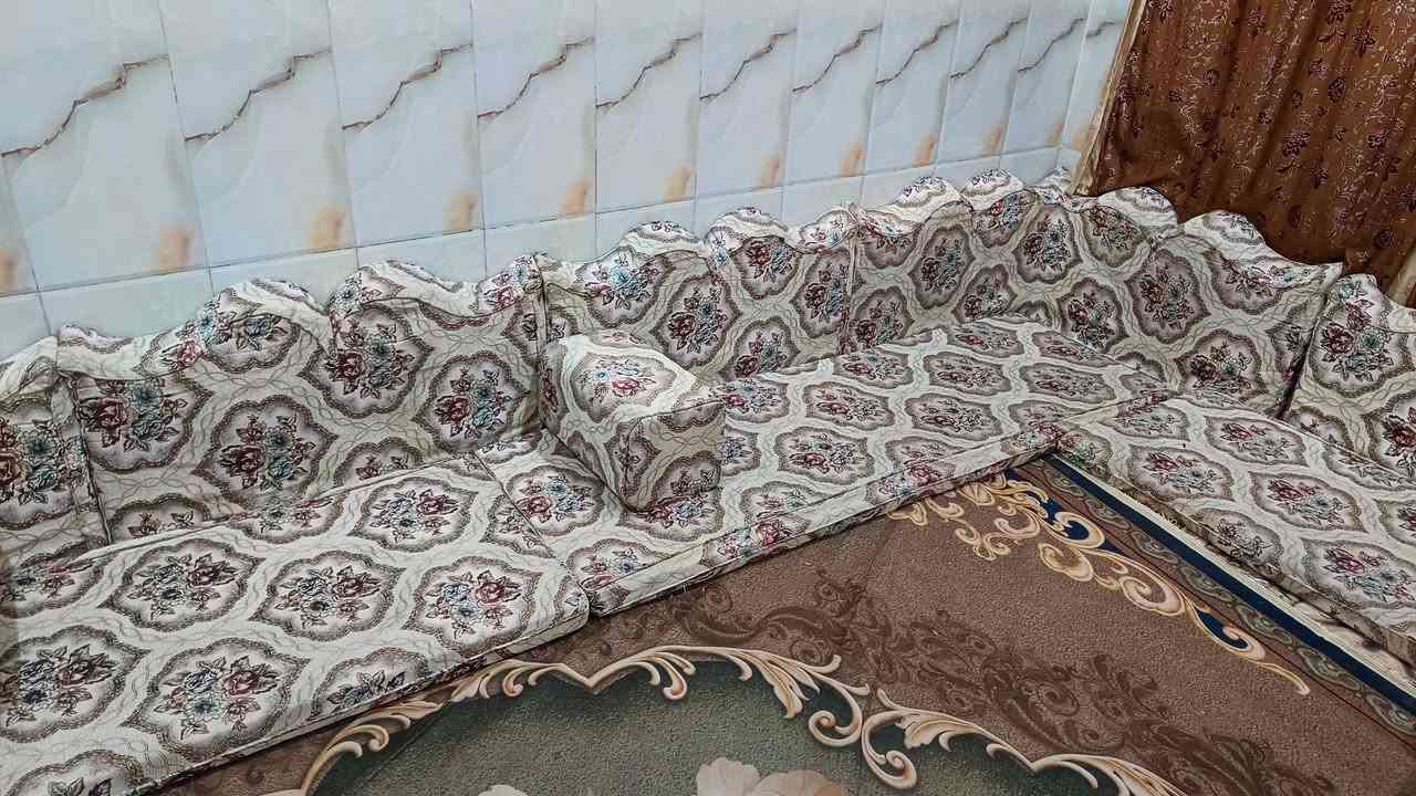 ديوان 6 دواشك نظيف السعر 450


**إذا كنت صاحب هذا الإعلان وتريد حذفه لأي سبب، رجاءا أرسل رسالة إلى الدعم الفني**