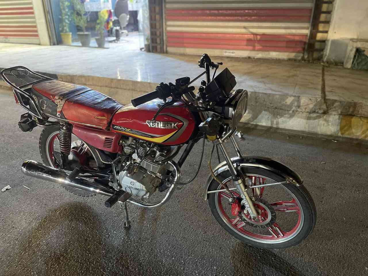 دراجه سولنك خمسه كير سلف هندر كله شغال موديل ٢٠٢٢دراجه حلوه ونضيفه رجاً بلا زحمه مو شراي لا تجي تكسر بحلال العالم/ شراي اتصل ***********

العنوان مقداديه شهربان
