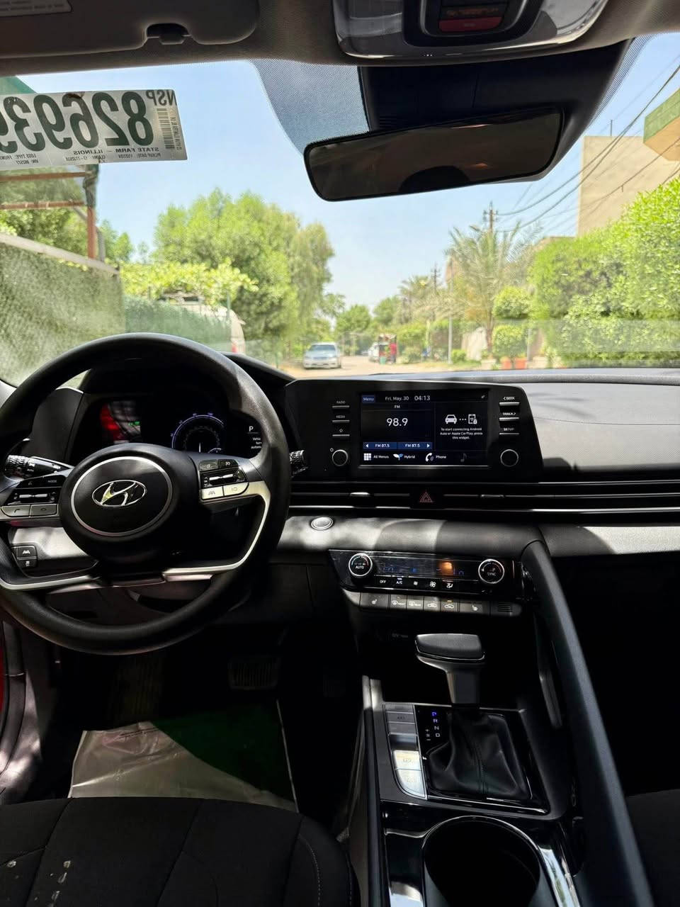 هونداي النترا 2023 هايبرد بلو 
مرقم بغداد ترقيم جديد بأسمي 
حادث موضح بالصور مبدل قطعتين 
 (لغد شاصي ايرباك مكفول)
ماشيه 37 الف ميل
مواصفات السياره:
دخول ذكي 
اناره ترحيبيه في قبضات الابواب 
صندوق ذكي 
رادارات 360
رادار امامي +خلفي
نظام محافظه على المسار 
قيادة ذاتية
بك لايت لد 
 تدفئه المقاعد 
تبريد شاشه مناخين منفصلين
شاشه عدادات دجتل 
اوتو هولد 
هاند بريك بصمه 
وضعيات قياده(نورمل سبورت سمارت)
مكان السياره بغداد حي القاهره 
السعر148 وبيه مجال
للاتصال  ***********
