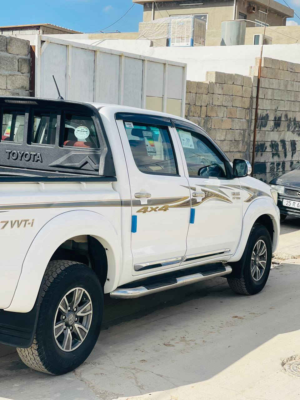 تويتا مرزيه دبل اكسل موديل 2015 ناو سور  130كيلومتر روشتون رقم سحب كيه
***********
سعري242
رسمي فحص كم داناوه
ساره كه زور زور جوان ماوتوه
كيرا مكين  كشتي به شرت كركوك, العراق
