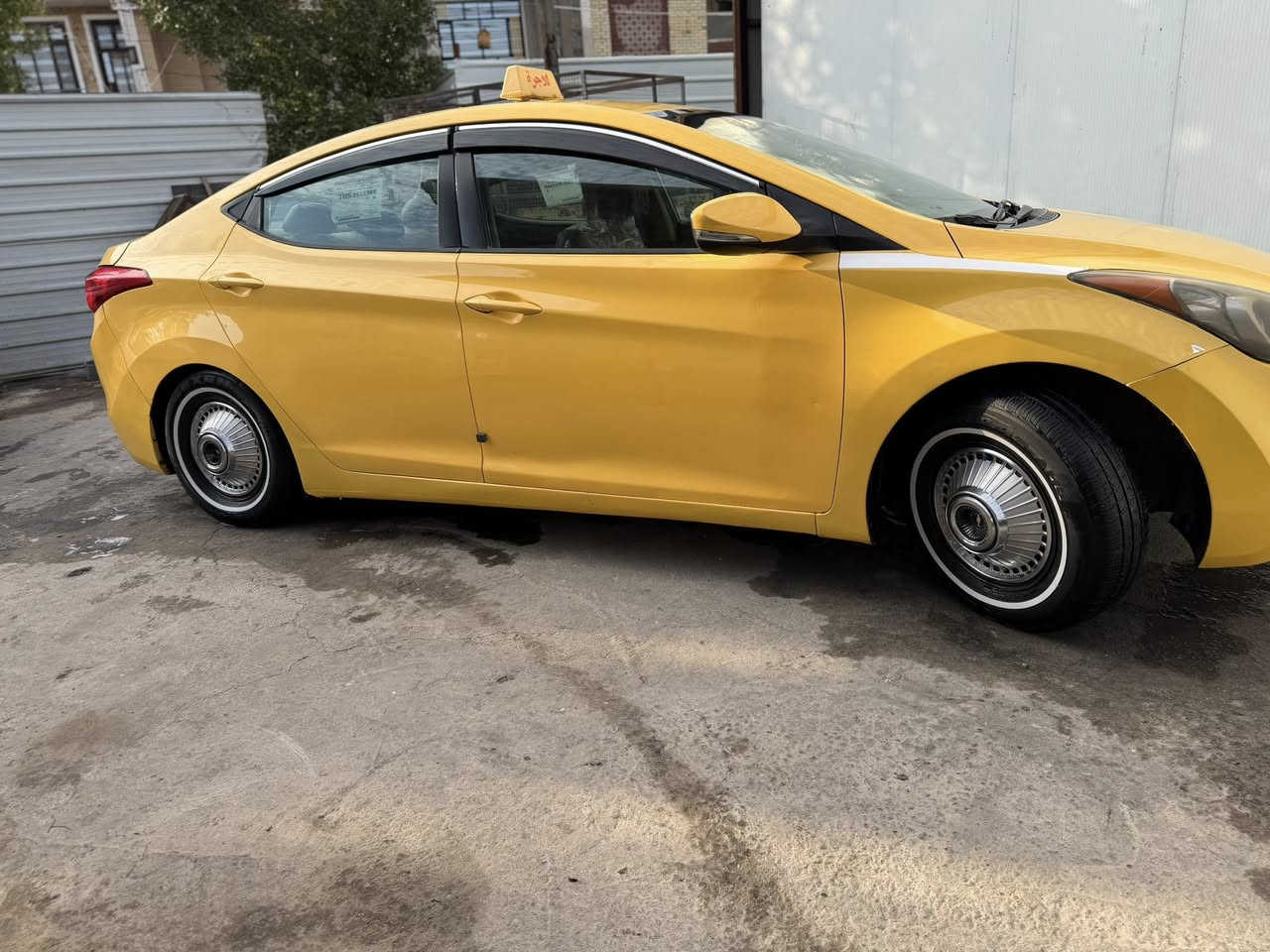 الانتره ١٣ امريكي بيه طخه بل بنيد ومرجعه بارد السياره كله ليبل واحد مصفره هيه وغرامه مراوس بجمبي عالي  فقط 
بغداد ثاني يوم تحويل 
***********
