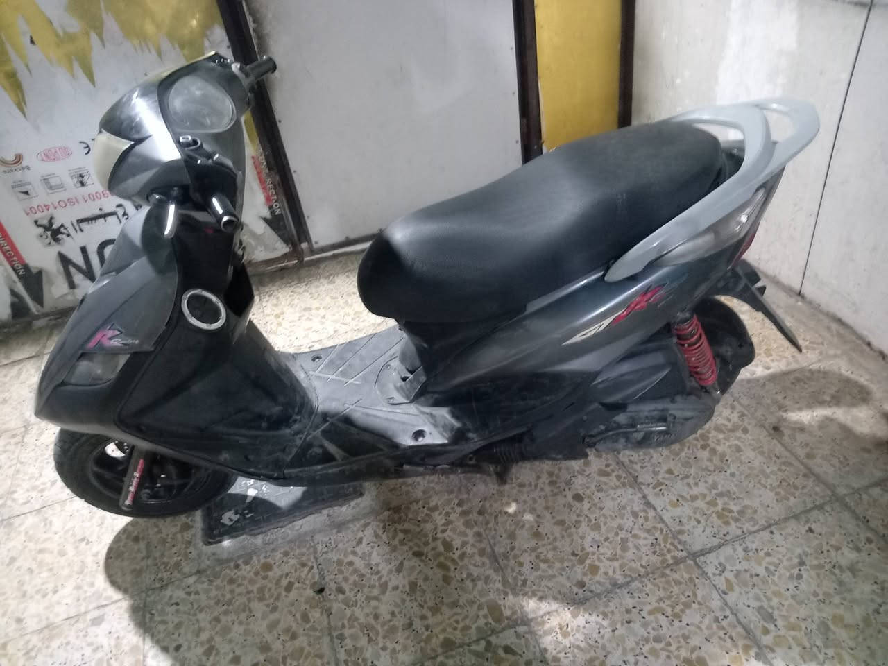 ماكس ثعلب للبيع مكينتها مفتوحة ودراجة نضيفة سعرها ٥٠٠ وبيها مجال ***********
