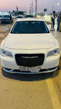 كرايسلر 300 • ٢٠١٦ • رقم بغداد