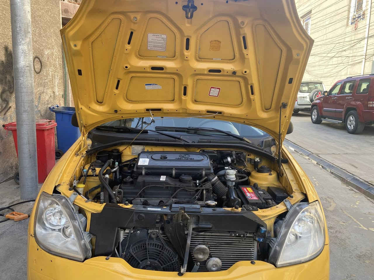 سلام عليكم طيبه ل بيع 2016 مكفوله من اي ضرر و من اي تبديل او صبغ سياره ما ناقصه شي حداديه جديده منضومه زنون سياره خير من الله  دوشمه جديده سياره نضيفه كبل ل شارع سياره مصفره اب اسمي هيئا غرامات مصفره هزه جديده ل سعر 44 و بيه مجال ***********
