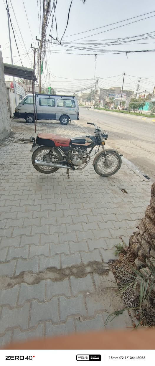 السلام عليكم دراجه تايجر للبيع موديل 21 الدراجه قايمه مكناتها واللي يريد هو جفتها ابيع لك بالشاصي واوراق والاوراق باسمي السعر 150 وبيها مجال للشراي عنوان كربلاء حي العامل*********** اللي يريد يراسلني على واتساب هذا رقمي
