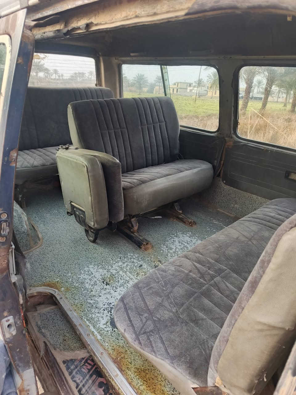 سلام عليكم سياره البيع وجهزه كبل اشغل موديل 94 سنويه صار 15 يوم صاقطه تريد وكاله تريد مدور مكان بابل سعر 35 وبيه مجال ***********
