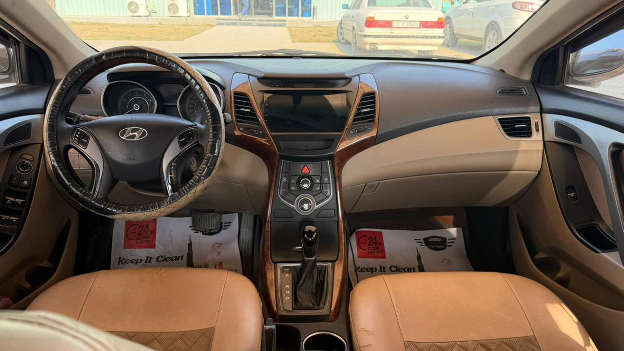 السلام عليكم النترا خليجي 2016 فول مواصفات ما عدا البصمة محركها 1800  السيارة بلادية مكفولة يوجد صبغ بسيط بسبب الشخوط  السونار موجود مع الصور السعر 128$ غير متواجد على الفيس بوك للاستفسار الاتصال على الرقم / *********** او *********** وان شاء الله التوفيق للجميع
