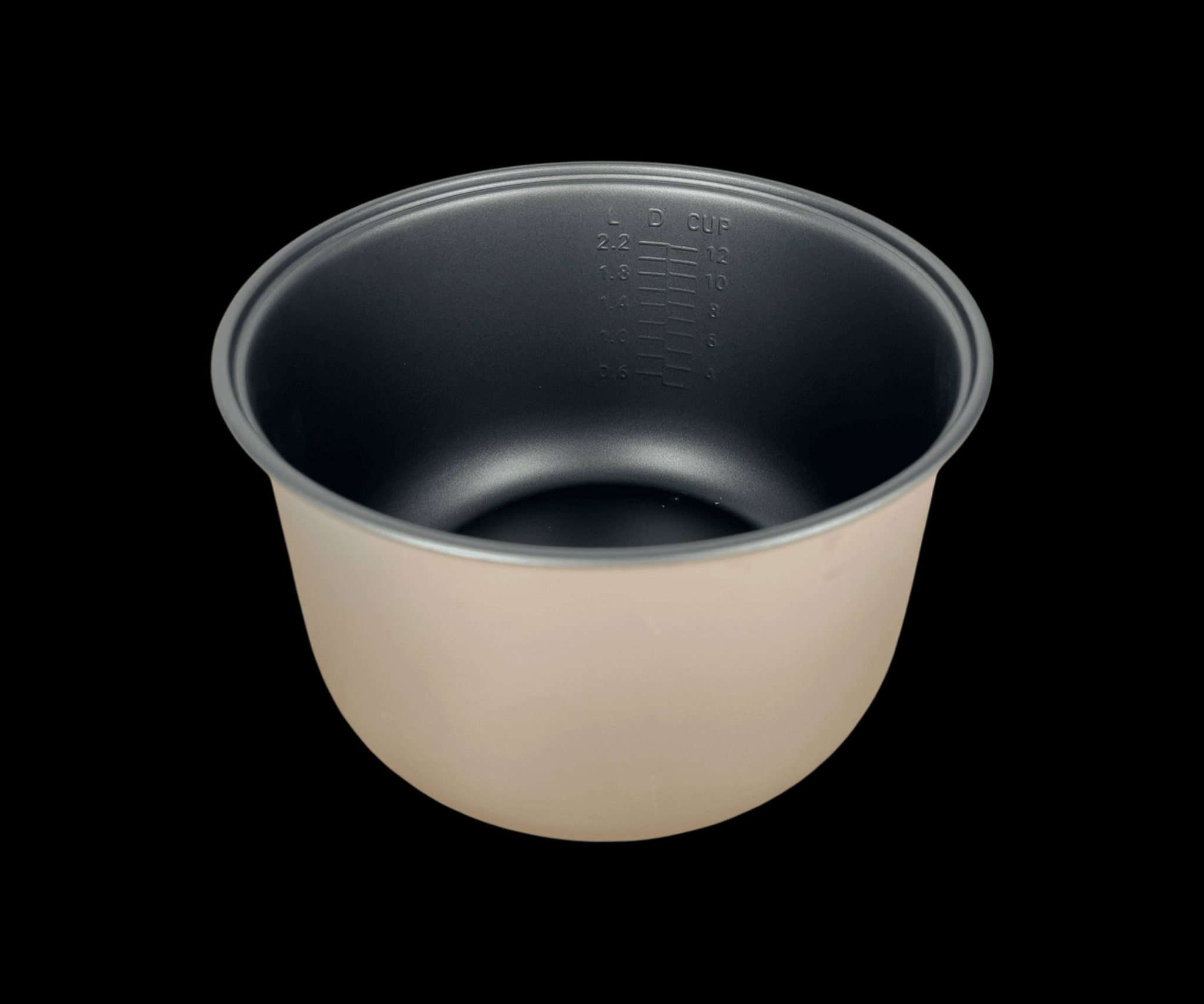 قدر تمن كهربائي ياسودا 5 لتر – 900 واط – موديل YS-220Q

الاستخدامات

طبخ الرز الأبيض والبسمتي بجودة مثالية.

تحضير الرز البخاري والرز المتبل.

مناسب لطبخ كميات كبيرة للعائلة.

يمكن استخدامه لطهي بعض الأطعمة مثل الشوربات أو تبخير الخضار.

مثالي للاستخدام المنزلي أو في المطاعم الصغيرة.

المميزات

سعة كبيرة 5 لتر مناسبة للعوائل الكبيرة.

قدرة كهربائية 900 واط لأداء سريع وتسوية متساوية.

جهد كهربائي 220 فولت – 50 هرتز.

وعاء داخلي مطلي بطبقة مانعة للالتصاق لسهولة التنظيف.

خاصية الطهي التلقائي مع التحويل التلقائي إلى وضع الحفاظ على السخونة.

نظام أمان مدمج (Safety Devices).

غطاء علوي مع فتحة لتفريغ البخار.

هيكل خارجي متين مع تصميم أنيق بلون أبيض وردي.

سلك بطول 150 سم لمرونة أكبر في الاستخدام.

قياس الكارتون: 29 × 29 × 30 سم.

محتويات الصندوق

قدر ارز كهربائي ياسودا.

وعاء داخلي مانع للالتصاق.

سلة تبخير.

ملعقة رز.

كوب قياس.

سلك كهرباء.

دليل استخدام.

الملاحظات

يُفضل عدم استخدام أدوات معدنية داخل الوعاء للحفاظ على الطبقة الداخلية.

يُنصح بفصل الجهاز عن الكهرباء بعد الانتهاء من الاستخدام.

يُترك ليبرد قبل التنظيف.

يُستخدم على سطح مستوٍ وجاف  🔥السعر 40


**إذا كنت صاحب هذا الإعلان وتريد حذفه لأي سبب، رجاءا أرسل رسالة إلى الدعم الفني**