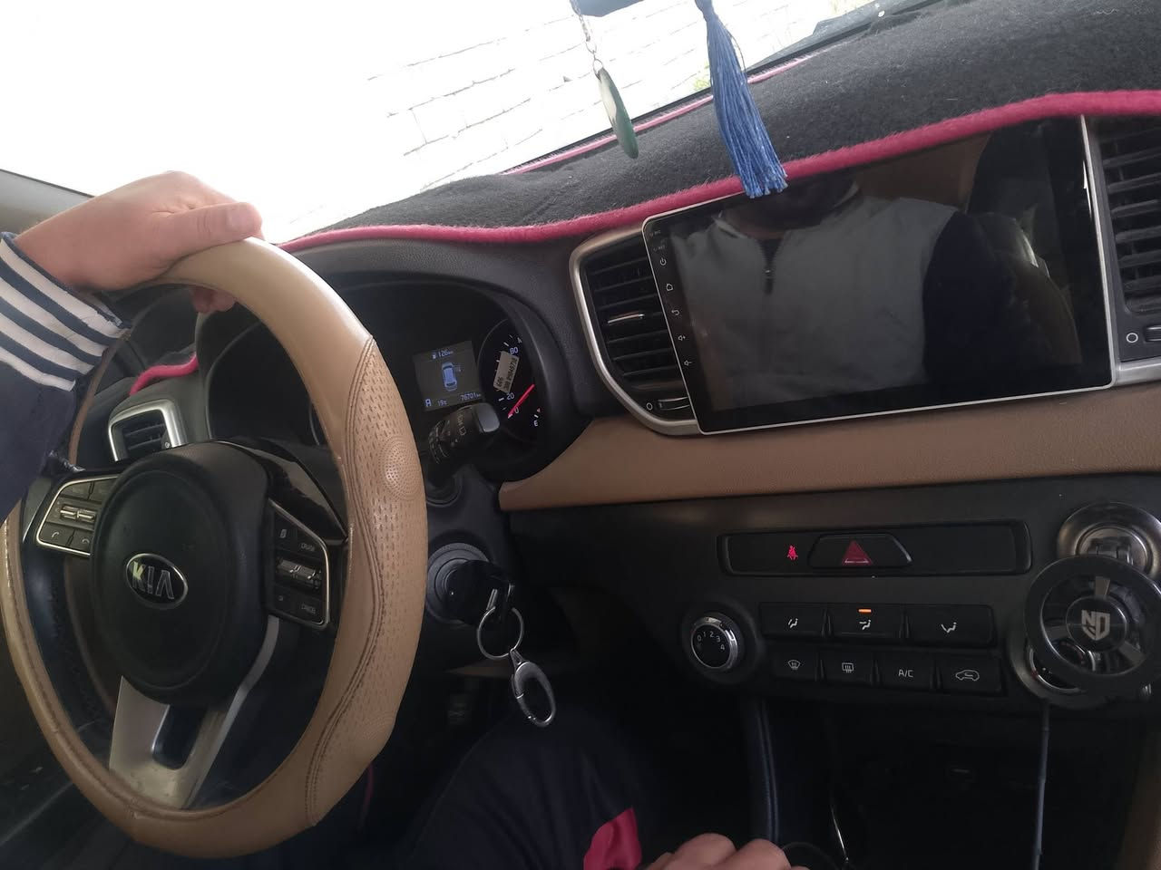 سلام عليكم سبورتج البيع موديل 19 خليجي مكفولة كفالة عامة رقم بغداد ،سعر 195بيه مجال   بسمي تحويل ثاني يوم سونار منشور، مكاني بغداد شعله،. سلاميات    لاستفسار عل رقم الهاتف ‏‪***********‬‏
