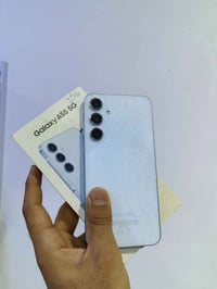 سامسونج A55 5G • ٢٥٦ جيجا ١٦ رام • كسر بالضهر