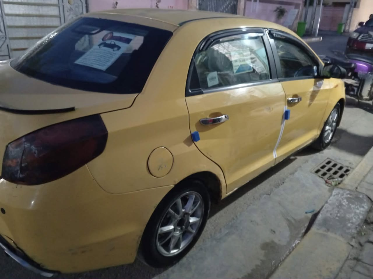 السلام عليكم مكلف بالنشر مكلف بالنشر الشراي يتصل ع الخط 
للبيع شيري فلاوين 2013 رقم بغداد سياره جاهزه مكان السياره بالرمادي السعر 35 بي مجال 
***********
