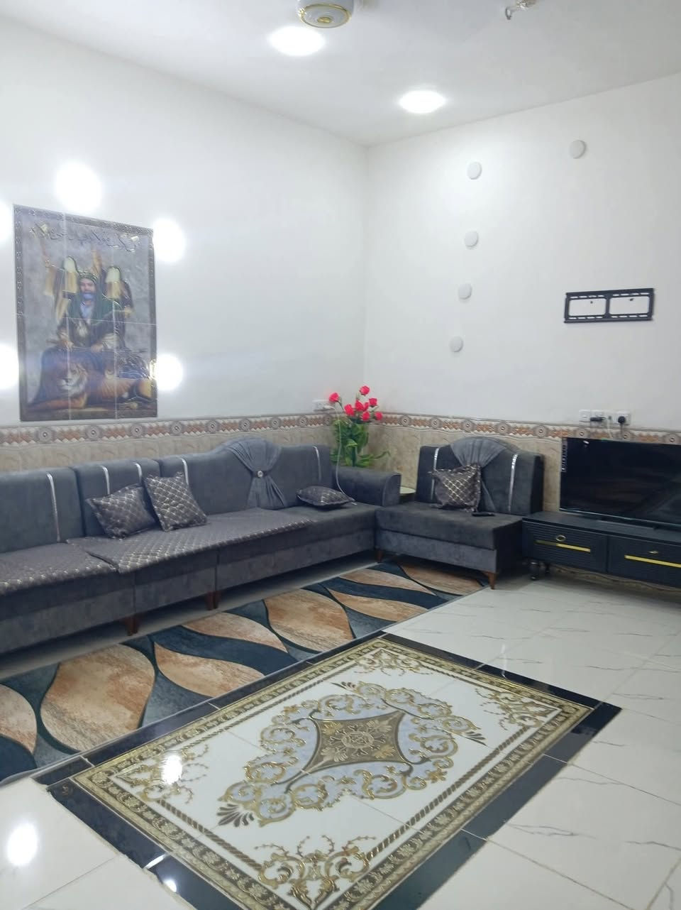 دار بيع حواس قرب المدرسه  الحواس  الاستفسار  ***********
