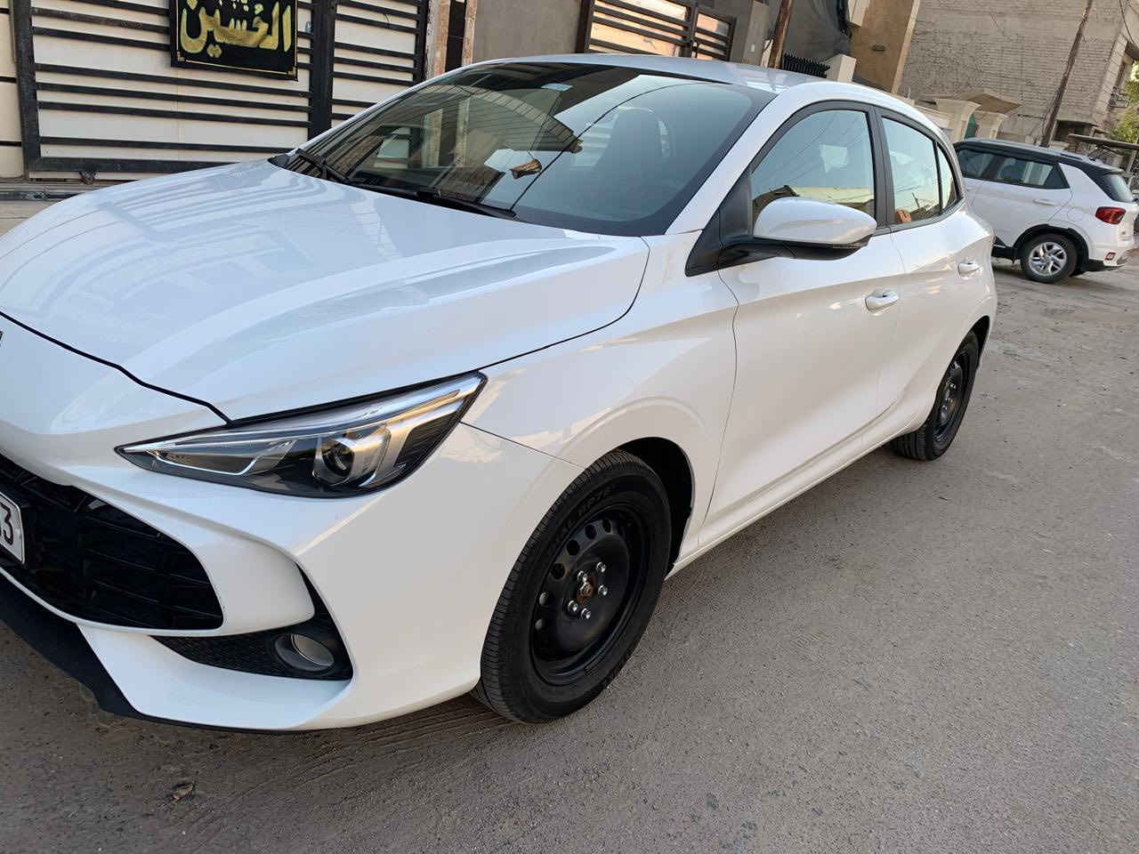 السلام عليكم أم جي 3 مديل2025 للبيع ماشيه 22الف قابله للزياده مواصفات السياره استاندر السياره كفاله من كل النواحي فقط بارد محدد بلصور ماعداه لايوجد عوارض اخرى السياره تحت ضمان الشركه فعال سعر السياره 108$ وبيها مجال بسيط 
للاتصال:***********
متواجد ماسنجر
