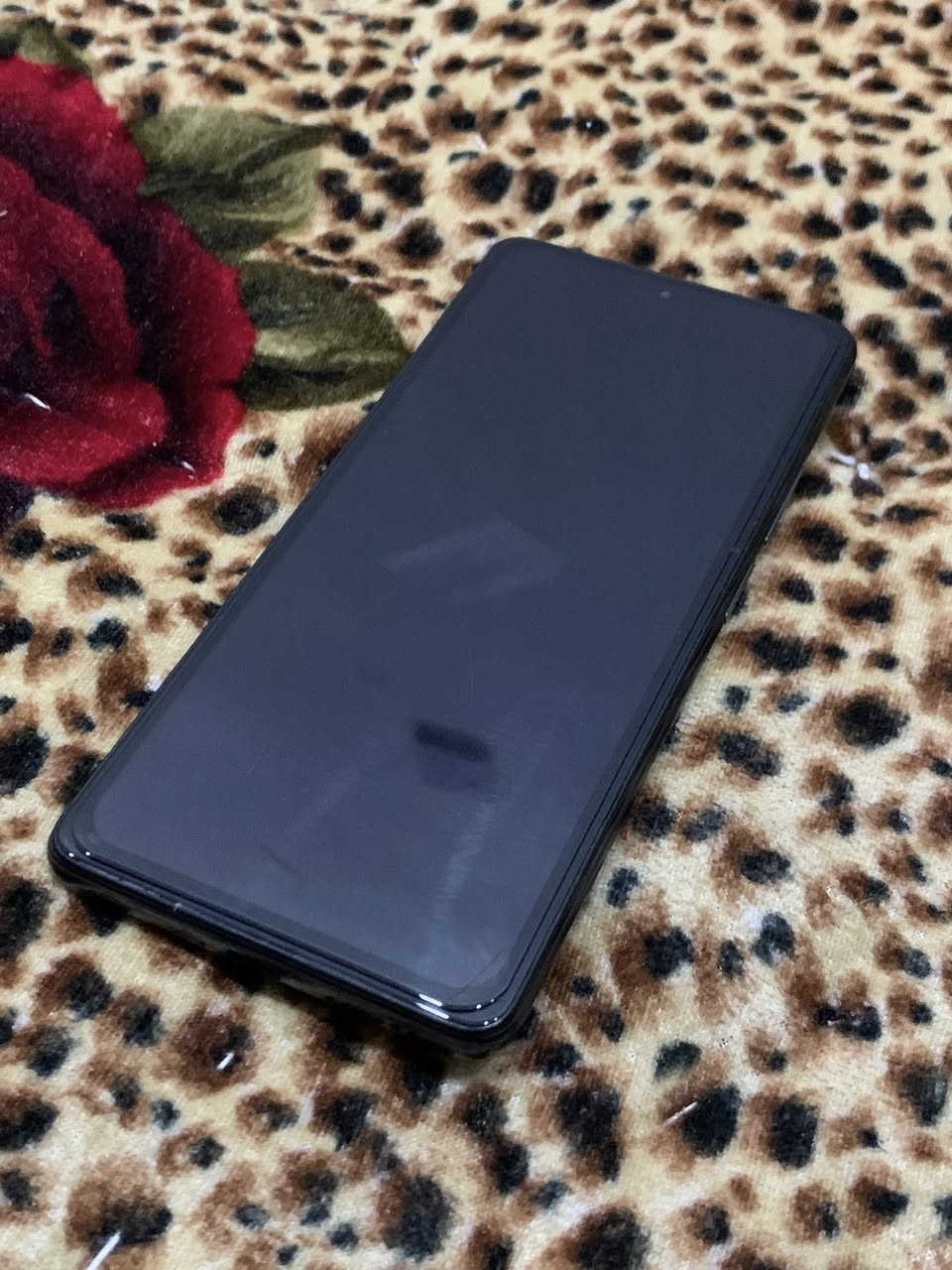 شاومي تي 11 ملك الالعاب
٩٠ فريم بوبجي وبقية الالعاب ١٢٠ 
جهاز جبار 
بطاريه 6000 ملي امبير شحن سريع ومايصرف ابد
بصمة جانبيه شغاله 
بصمة وجه شغاله
لجهاز كله نضيف وما مفتوح ابد
معالجه قوي ما مستخدم هواي لان جان متروك وهسه اريد ابيعه 
كلشي ما ويا 
مكاني اقواس بغداد عويريج جسر المشاة 
السعر ٣٠٠ وبيه مجال بسيط


**إذا كنت صاحب هذا الإعلان وتريد حذفه لأي سبب، رجاءا أرسل رسالة إلى الدعم الفني**