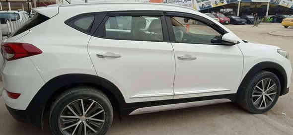 توسان موديل ٢٠١٦ وارد خليجي مكفوله كفالة عامة كير محرك حجم ٢٠٠٠ تخم تايرات حدادية  رقم اربيل سنوية منتهية ١٧-٩-٢٠٢٥ وكالة من الكردي او تريد مداور سعر السيارة ١٧٠ ورقة وبيه مجال للشراي ثاني يوم مكان السيارة نجف رقم صاحب السيارة اتصل وتدلل *********** اني مكلف بالنشر
