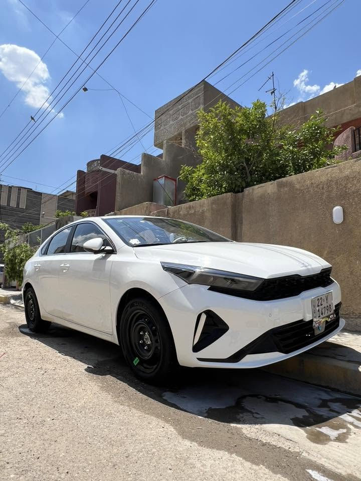 السلام عليكم K3 موديل 2024ماشية KM 1200 كفاله عامه ما عده شبر بارد رقم اربيل
_بصمه تشغيل
_دخول ذكي
_تبريد بيانو
_كامره خلفيه دواره
_حساس خلفي+امامي
_اوتو هولد
- مانع انزلاق
_هاند بريك كهربائي مرتبط مع الكَير
_داخل اسود+ كشنات جلد
_لايت 3 عدسات (بكلايت خلفي+امامي LED)
_ 4 انظمة قياده(نورمال_سبورت_ايكوو_سمارت)
مكان السياره بغداد الشعب السعر ***********/140
