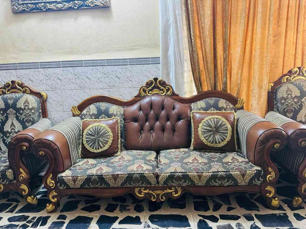 تخمين للبيع واحد مصري واحد تركي سعر واحد ٥٠٠ وبيهن مجال كربلاء
***********
