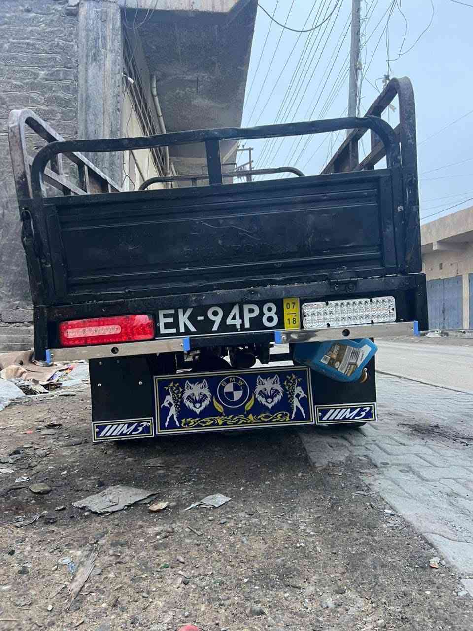 ستوته للبيع فحل ميديل 20017 المحرك 20019ستوته مال شغل وخير من الله السعر 700وبيها مجال شي بصيط الي يحب يتواصل ***********
