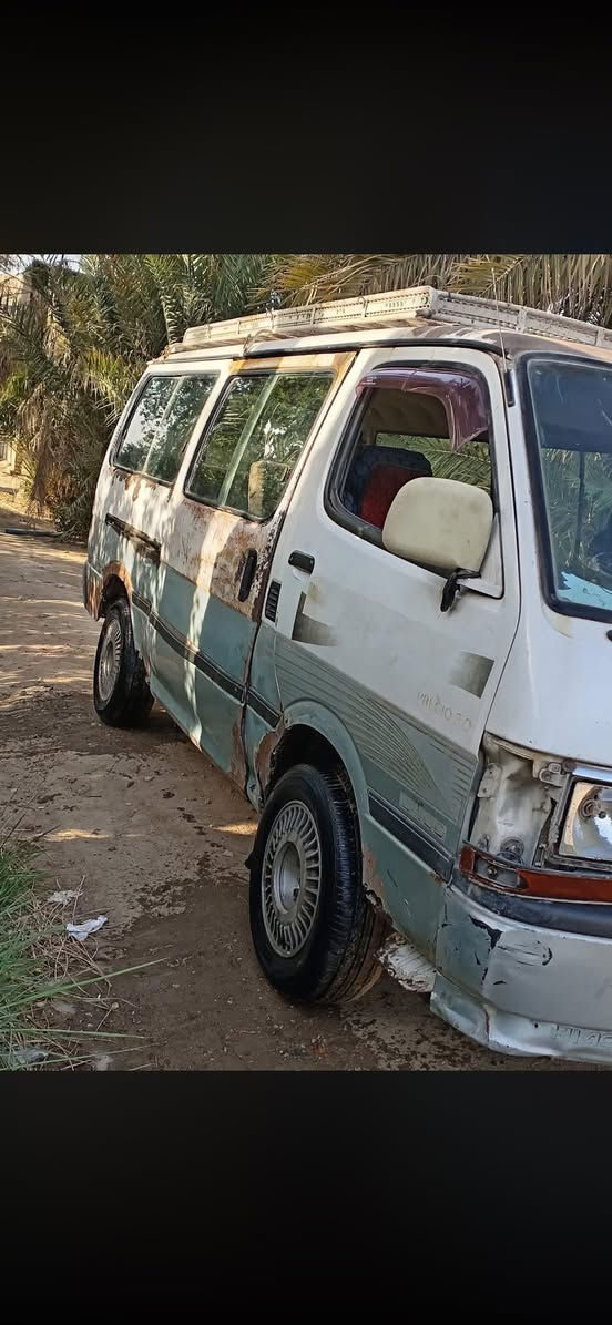 سلام عليكم هايس للبيع موديل ٩٤ مكينه وكير نضيفات رقم بابل الماني سنويا ٢٧ مكاني بابل محاويل الاستفسار ***********
