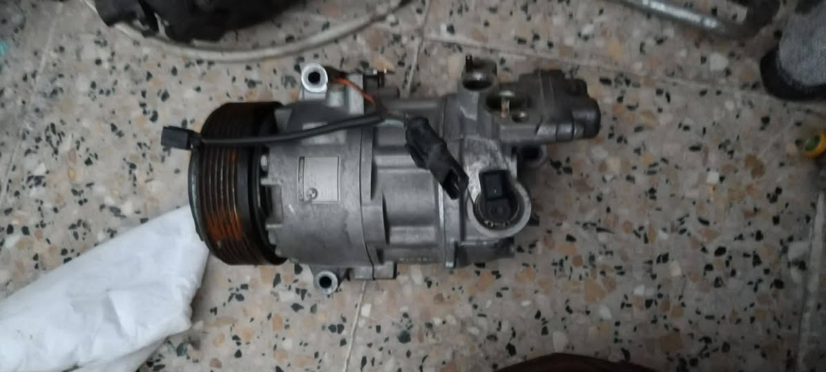 السلام عليكم كمبريسر بي ام E60 للبيع نضيف كلش سعره 80 وبيه مجال الشراي يتصل ***********
او يراسلني خاص ويدلل
