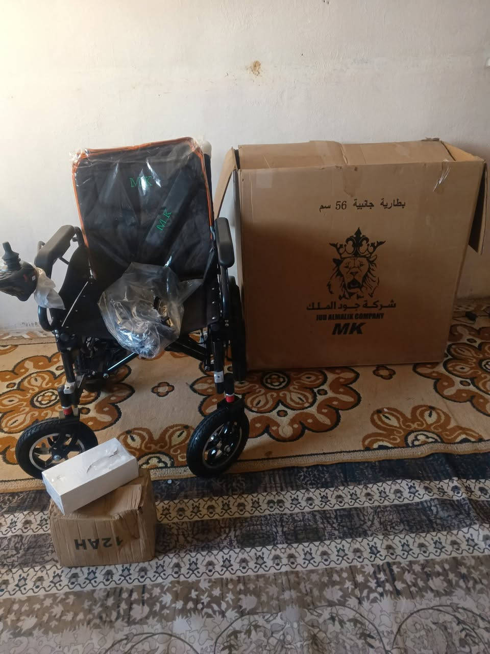 السلام عليكم يوجد كرسي شحن كهرباء للبيع جديد غير مستخدم حجم كبير بطارية حجم كبير السعر 550وبيهه مجال العنوان ديالى الخالص الإتصال ‏‪***********‬‏
