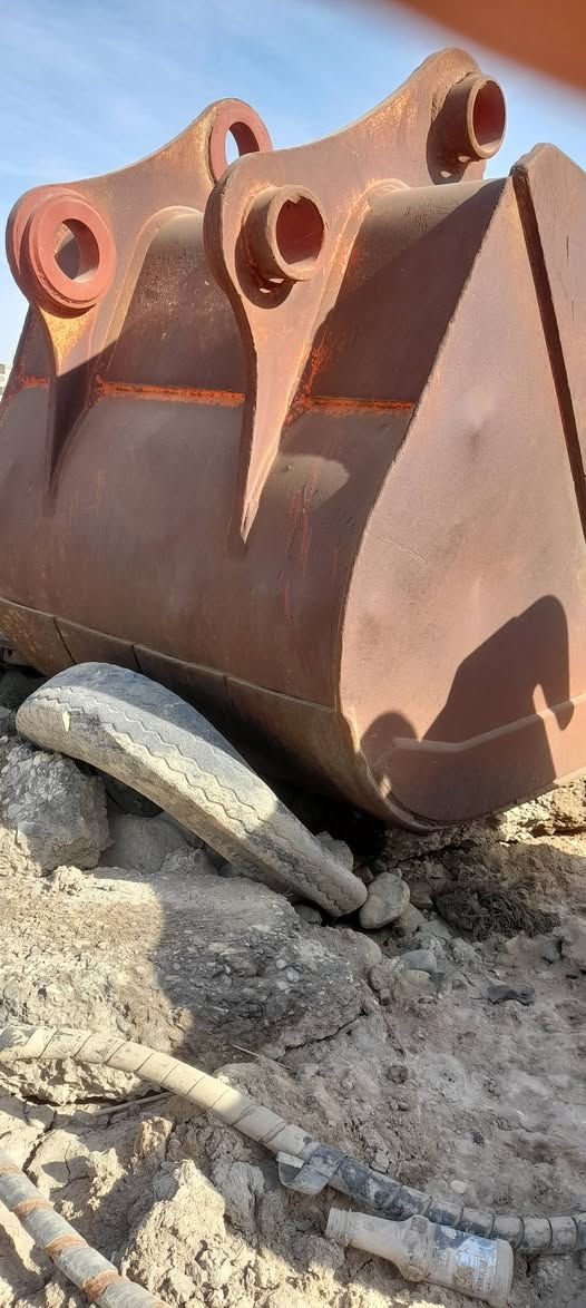 كيلة جلاد للبيع بلاديه  عرض ١١٠سم  نضيفه كلش حفارة حجم ٢٣٠ وفوك بيم ٩٠ السعر١٢ ورقة  ***********٦
مكاني ذي قار الرفاعي.
