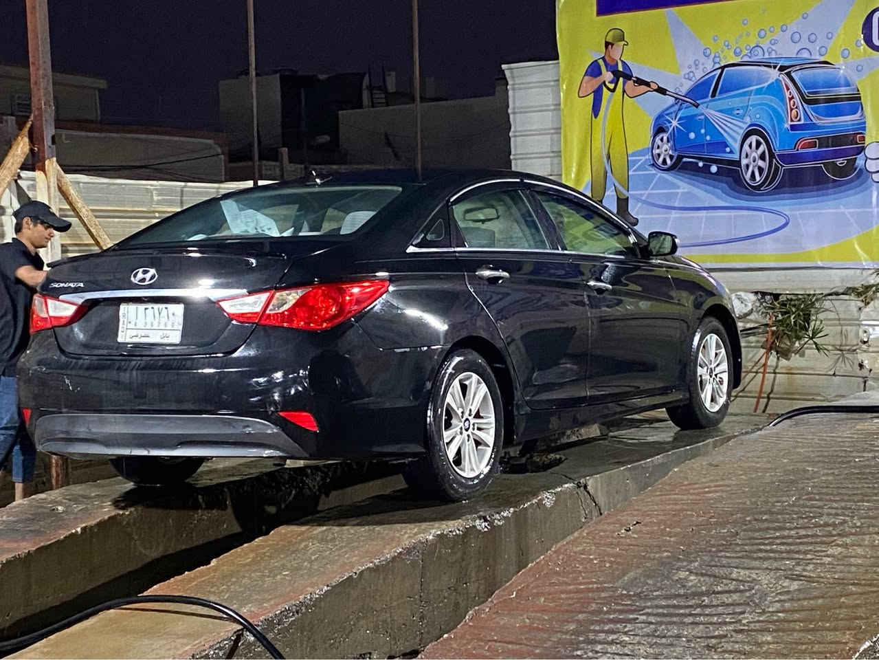 سوناتا 2014 وارد امريكي 
السيارة نص فول 
حدادية وكير ومكينة كفالة 
بيهة طخة بلبنيد شبر والجاملغ معدل بارد شبر 
والجامغ الخلفي بي صبغ بسيط
دوشمة جديدة داخل رصاصي واسود 
تدفئة كشنات انظمة قيادة  السيارة افولهة كلى محسن 
اشاير بلمري نظام ترحيب شاشة بلادية 
تحكم ستيرن مثبت سرعة 
السيارة مال جناي ماشية 133 الف 
السيارة معروضة 115 ورقة وبيهة مجال 
للاستفسار *********** بي واتساب حلة, بابل
