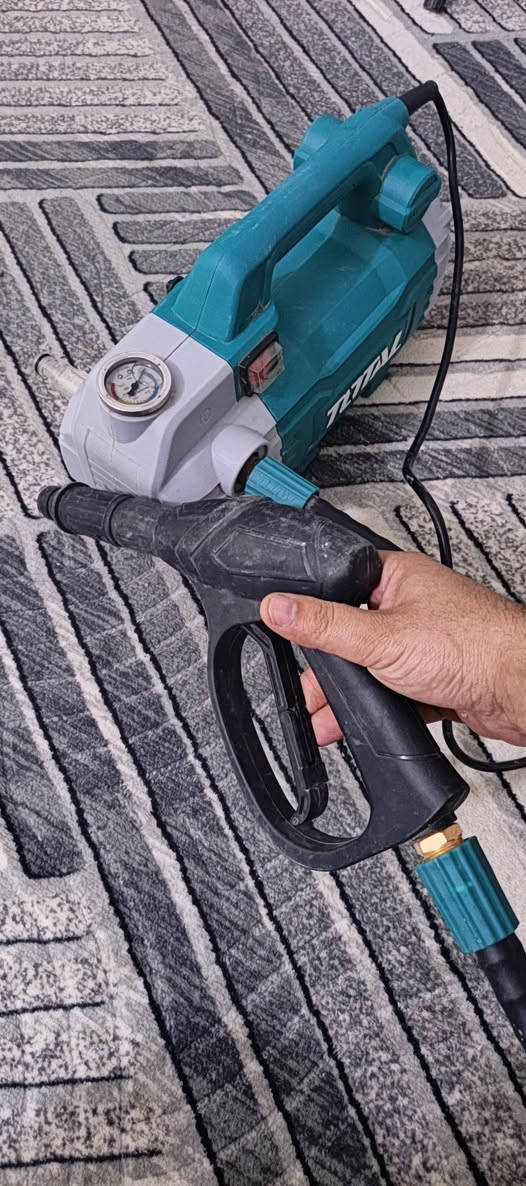 سلام عليكم فاره غسل للبيع شركت توتل جديده مستخدميه قليل تجي تفحص وتاخذ سعره ١٠٠الف مجال بسيط بيه مكان نجف حي المعلمين ***********
