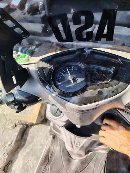 سلام عليكم سكنس لد كوري دراجه خير من الله شلعه معدله مكاني حي اور السعر ب مليون وبيها مجال الرقم ***********
