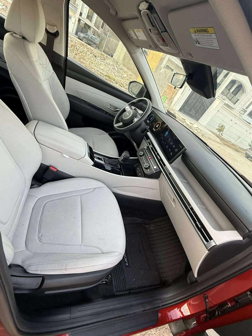 هونداي توسان 2025 امريكي
حادث خفيف  صبغ بلصندوك 
ماشيه 4 الف 
بصمة
بصمة ابواب لمس
شاشة كبيرة متصلة
فور ويل 
اللون احمر 
هاند بريك بصمة
اوتو هولد
توقف ذاتي
رادار امامي
رادار خلفي نقطة عمياء
قيادة ذاتية
تتبع مسار
مانع انحدار
كار بلي واندورايد اوتو بلوتوث بدون ربط كيبل
محرك 2500

وبعد هواية مواصفات
السيارة رقم فحص   
 
مكان السيارة بغداد الدوره 
السعر  تصل وتدلل
للأستفسار
*********** واتساب
