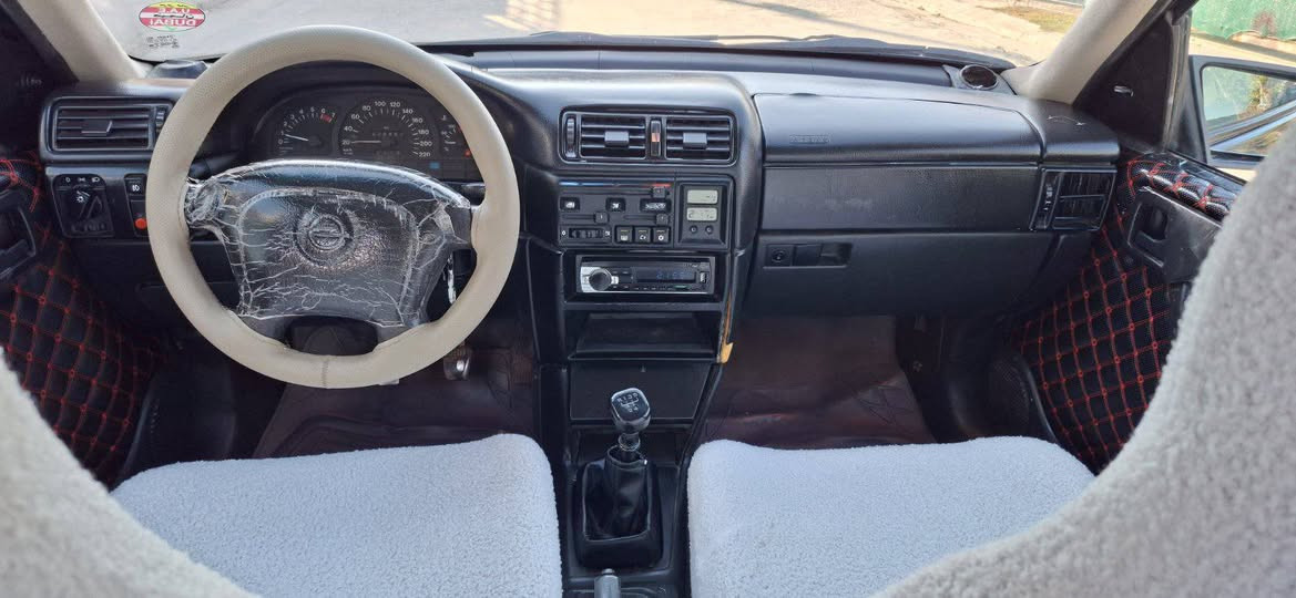 ***********----***********
شوێن: چەمچەماڵ  نرخ: ٤٨
اۆپڵ مۆدێل 95 مەکینە ١٨ گێڕعادی
کلێر عام بۆ جوانی
چوار تایە تازەی بۆ بەستراوە
سەنەوە تا٢٠٣٠ تازەیە
هیلال و دۆسەی بیلادە
مواسەفات (سەقف سڵایت، سڵایت کارەبا، دەبڵ ئرباک، دوجام کارەبا،
ئەیبیئێس) شمشمل, السليمانية
