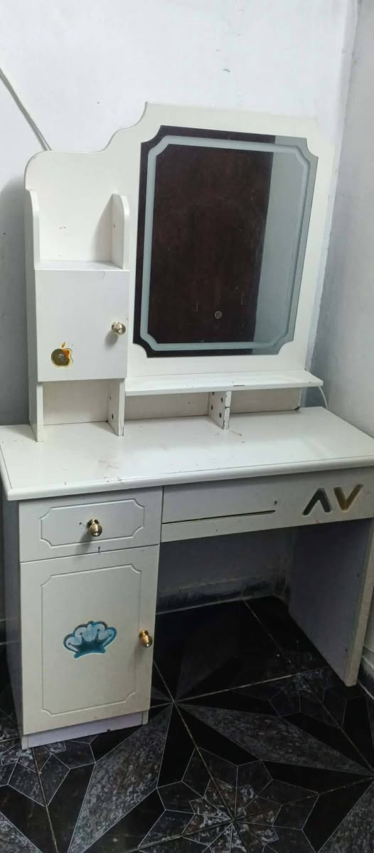 للبيع نظيف ب١٠٠


**إذا كنت صاحب هذا الإعلان وتريد حذفه لأي سبب، رجاءا أرسل رسالة إلى الدعم الفني**