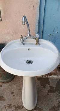 مغسلة • نظيفة • بعقوبة الجديدة