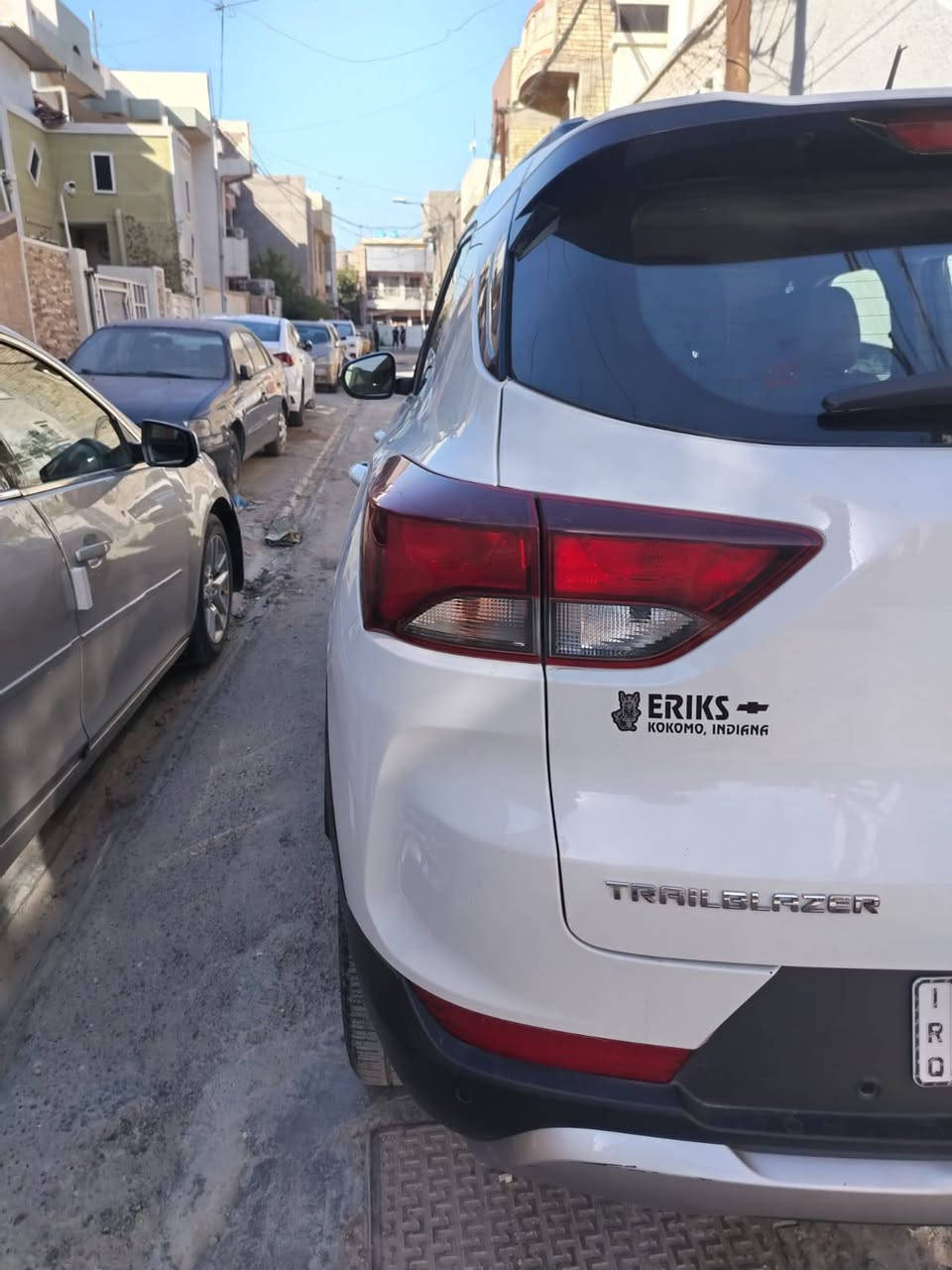 السلام عليكم سيارة ترايل بلايزر نص مواصفات خابر وستفسر السعى120ورقة ***********
