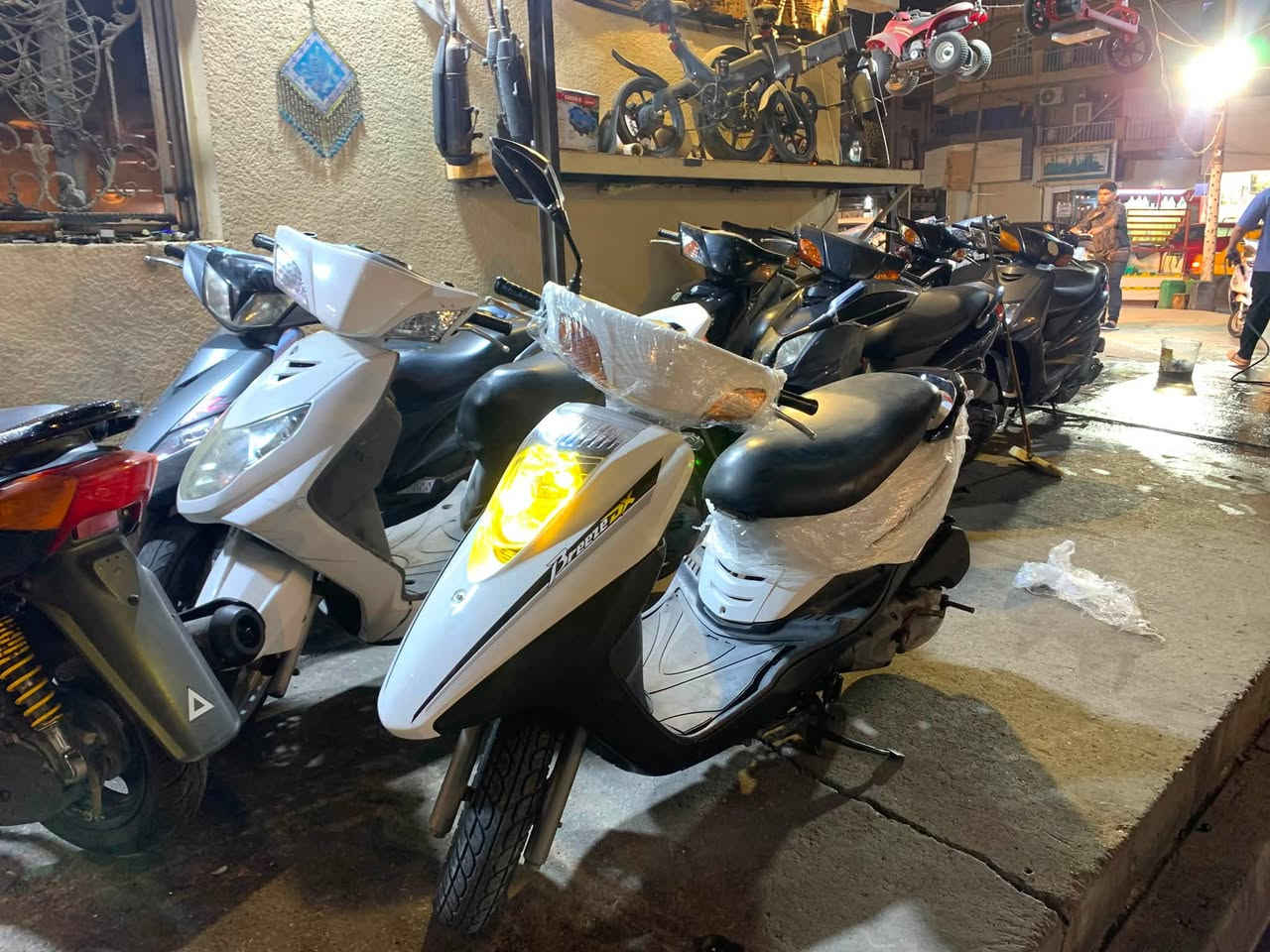 الحلال الجديد ريحة الشركة بيها  بريز كابريتر ماشية ٦ الف فقط نزلتها بمليون


**إذا كنت صاحب هذا الإعلان وتريد حذفه لأي سبب، رجاءا أرسل رسالة إلى الدعم الفني**