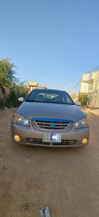 سبكتره • ٢٠٠٥ • ٢٠٠٠ سي سي